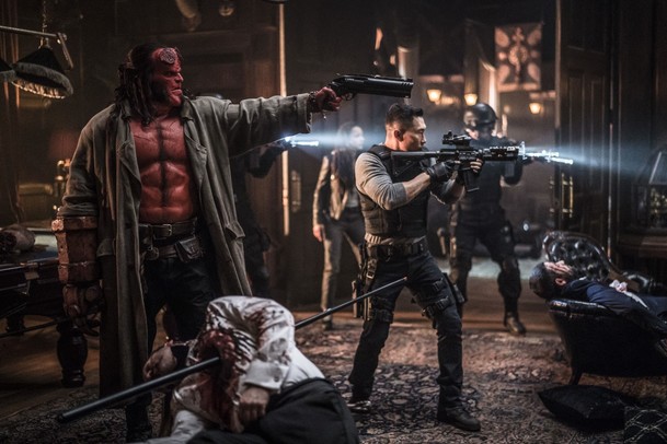 Hellboy: Seznamte se s Krvavou královnou v podání Milly Jovovich | Fandíme filmu