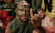Toxický mstitel: Byl oznámen režisér a scenárista rebootu kultovního béčka | Fandíme filmu