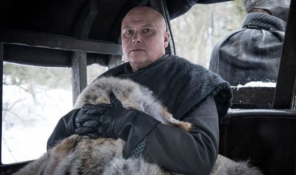Hra o trůny 8: Jsou tu tři nové upoutávky, krásný plakát a hromada fotek | Fandíme serialům