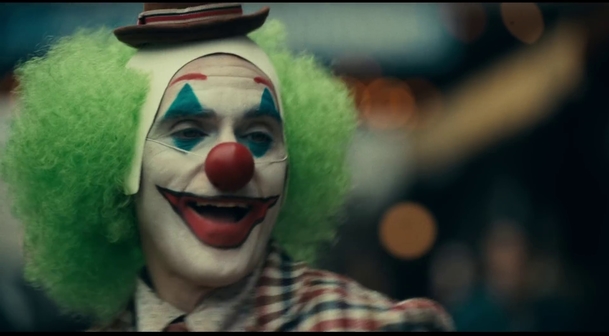 Joker se stal nejúspěšnějším mládeži nepřístupným filmem | Fandíme filmu