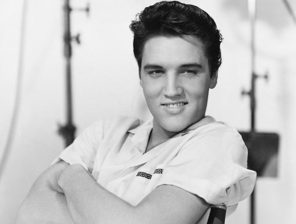 Režisér Moulin Rouge chystá film o Elvisovi a našel kandidáty na hlavní roli | Fandíme filmu