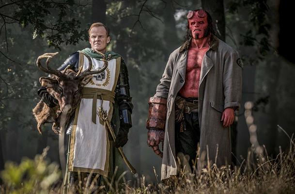 Hellboy: Krví, masem a kostmi narvaný trailer těsně před premiérou | Fandíme filmu