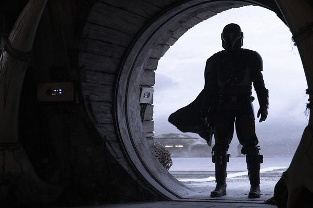 The Mandalorian: Nové detaily o postavách a příběhu a sada nových fotek | Fandíme serialům