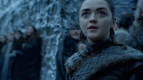 Two Weeks to Live: Maisie Williams bude utíkat před policií i gangstery | Fandíme serialům