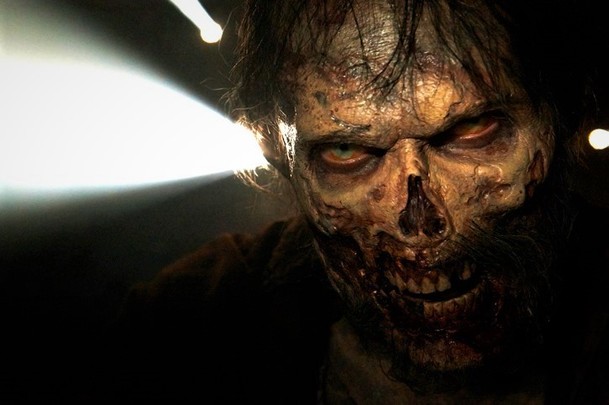 Živí mrtví: Co Comic-Con odhalil o již třetím seriálu ze zombie apokalypsy | Fandíme serialům