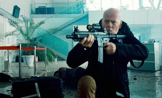 Open Source: Miliardář Bruce Willis chrání technologii, která může změnit svět | Fandíme filmu