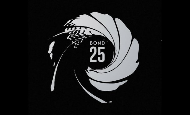 Bond 25: Daniela Craiga čeká operace, produkce věří, že film stihne dokončit | Fandíme filmu