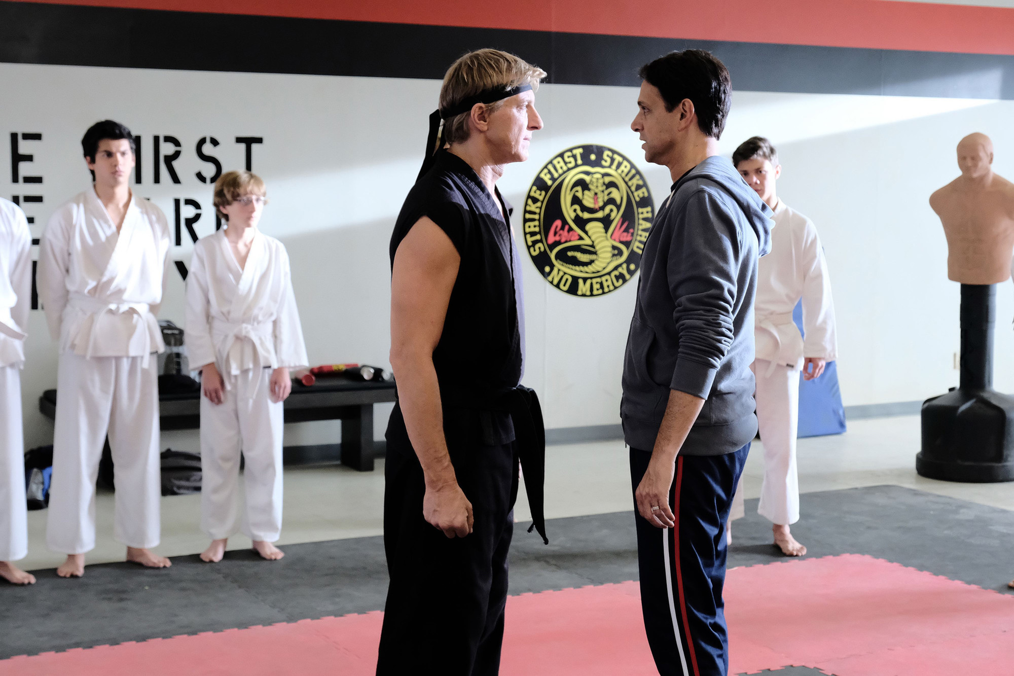 Cobra Kai: Seriálové pokračování Karate Kid se přesune na novou streamovací platformu | Fandíme filmu