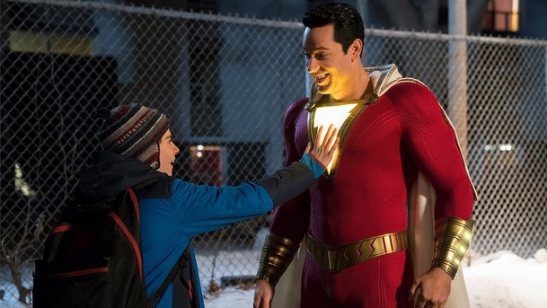 Shazam! - Vystřižená scéna zřejmě láka na Black Adama | Fandíme filmu