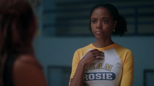 Riverdale: Ashleigh Murray si kvůli Katy Keene nezahraje ve 4. sérii | Fandíme serialům