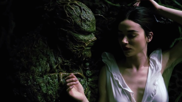 Swamp Thing: Nová ukázka a lepší pohled na bažináče | Fandíme serialům