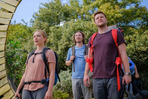 Slunovrat: Horor Midsommar dostává český název, datum premiéry a nadšené recenze | Fandíme filmu