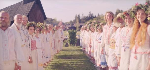 Midsommar: Nový okultní horor nás ve druhém traileru dokáže znepokojit i za bílého dne | Fandíme filmu