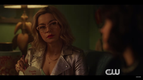 Katy Keene: Spin-off Riverdale se představuje v první upoutávce | Fandíme serialům