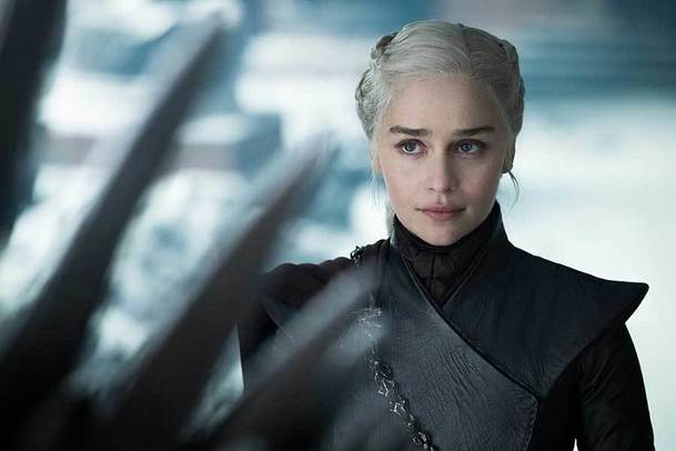 Hra o trůny: Chystá se nový seriál o předcích Daenerys Targaryen, další se zcela ruší | Fandíme serialům