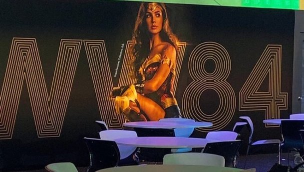 DC nejede na Comic-Con, tak alespoň Wonder Woman 1984 sdílí první plakát | Fandíme filmu