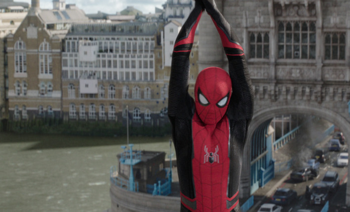 Spider-Man: Daleko od domova představuje svět po Endgame, aneb první novinářské ohlasy | Fandíme filmu