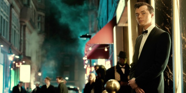 Pennyworth: Seriál o Batmanově komorníkovi se povídá na doslovný zrod populárního superhrdiny | Fandíme serialům