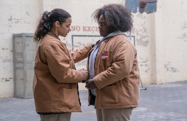 Recenze: Orange Is the New Black - Poslední řada je rozloučením, které si fandové zaslouží | Fandíme serialům