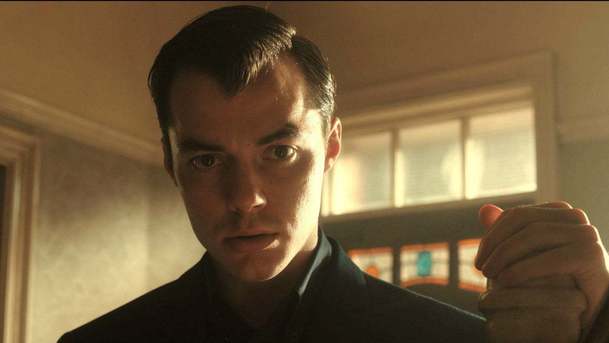 Pennyworth: Seriál o komorníkovi Batmana dostal druhou řadu | Fandíme serialům