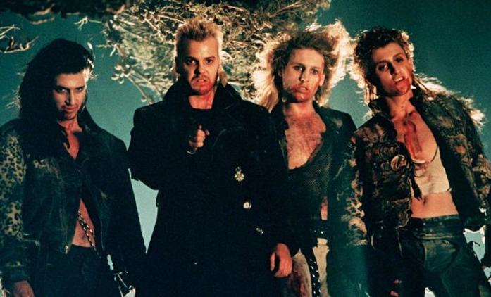 The Lost Boys: Než točit originální seriál, to radši 2x zremakovat prazdroj sexy upírů | Fandíme seriálům