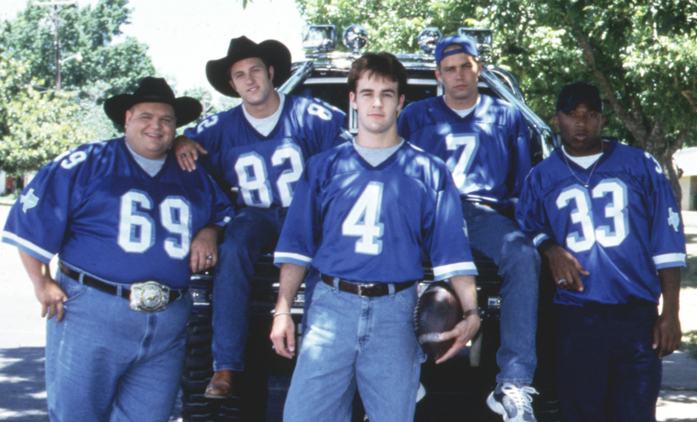 Varsity Blues: Chystá se seriálová verze filmu o americkém fotbalu | Fandíme seriálům