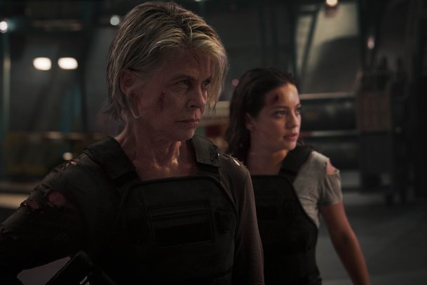 Terminátor: Linda Hamilton s dalším návratem k roli Sarah Connor nepočítá | Fandíme filmu