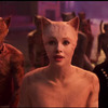 Cats: Známí herci v traileru na novou verzi muzikálu zmutovali do děsivé "kočičí" podoby | Fandíme filmu