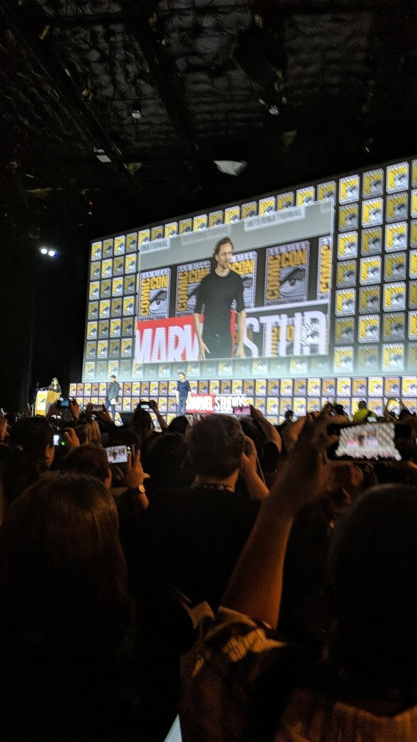 Loki: Comic-Con přesně definoval, jakého Lokiho vlastně v sérii potkáme | Fandíme filmu