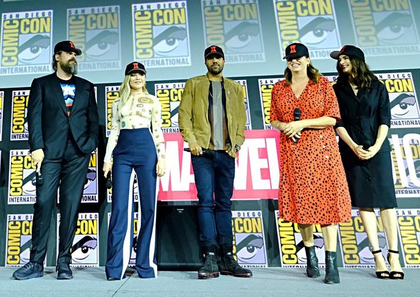 Black Widow: Film bude drsný a dočkáme se více postav se jménem Black Widow, prozradily herečky | Fandíme filmu