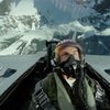 Top Gun: Maverick: Herci trénovali tři měsíce, aby za letu nezvraceli a ještě zvládali sami sebe natáčet | Fandíme filmu