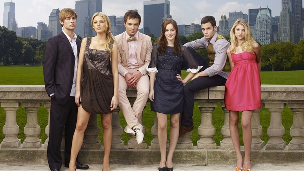 Gossip Girl: V obnoveném seriálu se vrátí Kristen Bell jako vypravěčka | Fandíme serialům