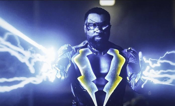 Black Lightning: Třetí série přichází, koukněte na trailer | Fandíme seriálům