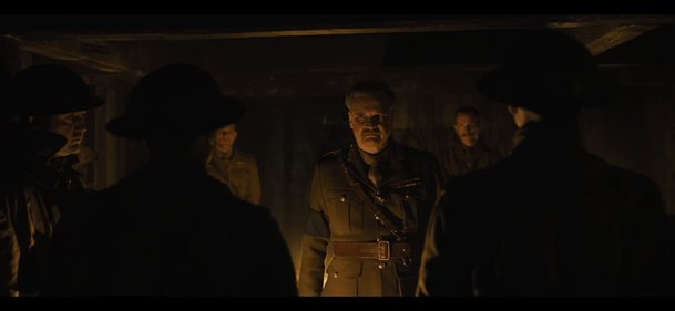 1917: Nový trailer na válečný film, kde dva vojáci musejí závodit s časem, aby se nestal masakr tisíců vojáků | Fandíme filmu