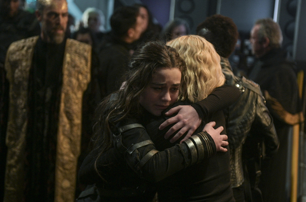 The 100: Stanice The CW dala zelenou pilotní epizodě prequelu | Fandíme serialům