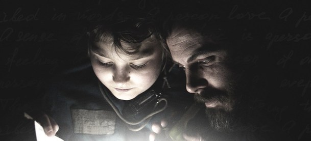 Světlo mého života: První trailer na postapokalyptické drama Caseyho Afflecka | Fandíme filmu