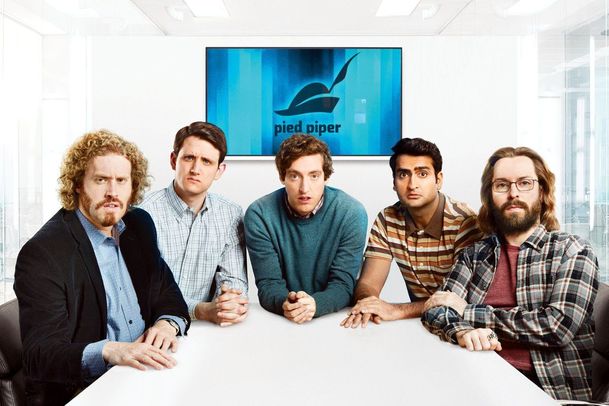 Silicon Valley: Trailer na poslední řadu slibuje rozloučení plné skvěle absurdního humoru | Fandíme serialům