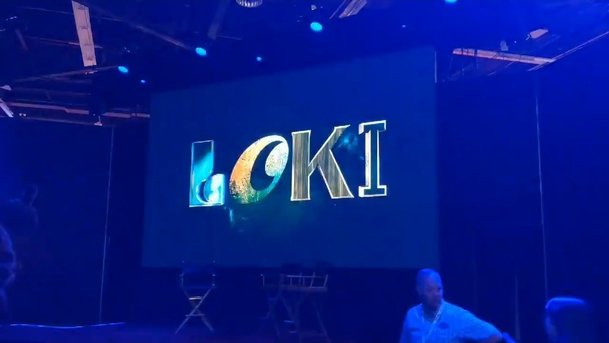 Loki: Marvel ulovil komediální režisérku od Netflixu | Fandíme filmu