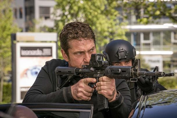 Remote Control: Gerard Butler se v akční novince zaplete do mezinárodní konspirace | Fandíme filmu