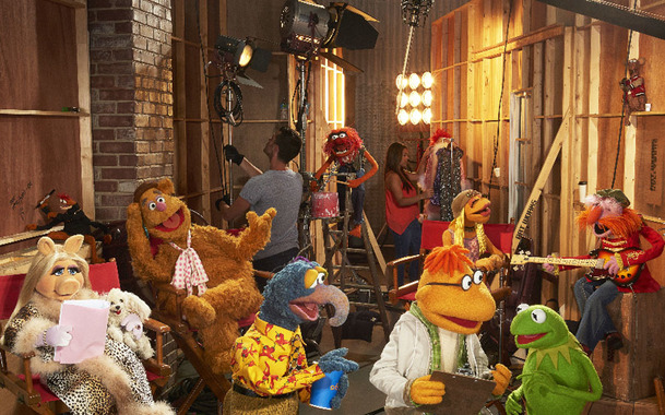 Muppets Now: Populární maňásci dostanou novou show na Disney+ | Fandíme serialům