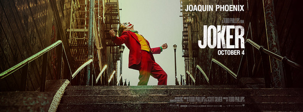 Joker: Joaquin Phoenix poodhaluje svůj šílený herecký výkon ve finálním traileru | Fandíme filmu