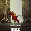 Joker: Joaquin Phoenix poodhaluje svůj šílený herecký výkon ve finálním traileru | Fandíme filmu