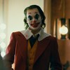 Joker: Joaquin Phoenix poodhaluje svůj šílený herecký výkon ve finálním traileru | Fandíme filmu