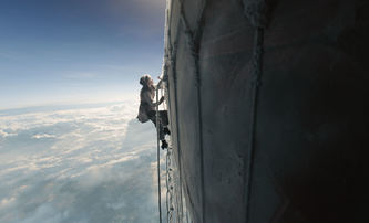 The Aeronauts: Klišovitou story v prvním traileru zachraňuje neokoukané létání balónem | Fandíme filmu