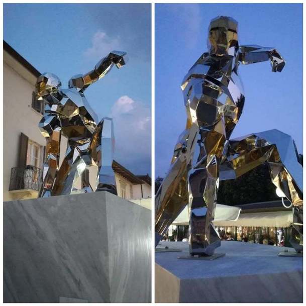 Avengers: V Itálii vztyčili sochu padlému Iron Manovi. Koukněte na fotky | Fandíme filmu