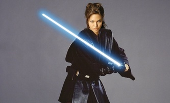 Po Marvelu chce Angelina Jolie do Star Wars | Fandíme filmu