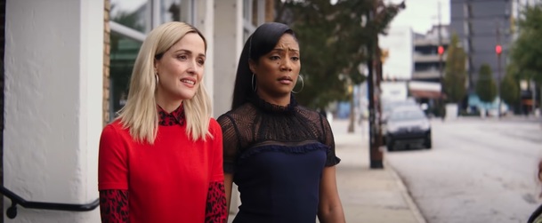 Like a Boss: Tiffany Haddish a Rose Byrne se v traileru tváří, že vřískání = humor | Fandíme filmu