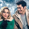 Last Christmas: Emilia Clarke v novém traileru představuje apatickou hrdinku, kterou zachrání zpěv a láska | Fandíme filmu