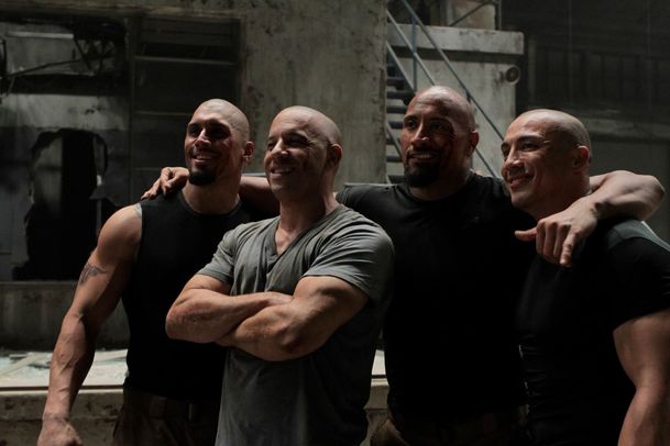 Hobbs & Shaw: Nabušený akčňák má tři čtvrtě miliardy! Vrátí se The Rock do Rychle a zběsile? | Fandíme filmu