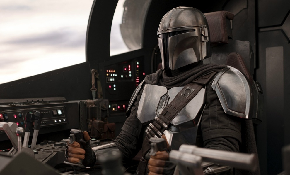 The Mandalorian: Trojice hrdinů na novém plakátu a dalších fotkách | Fandíme filmu